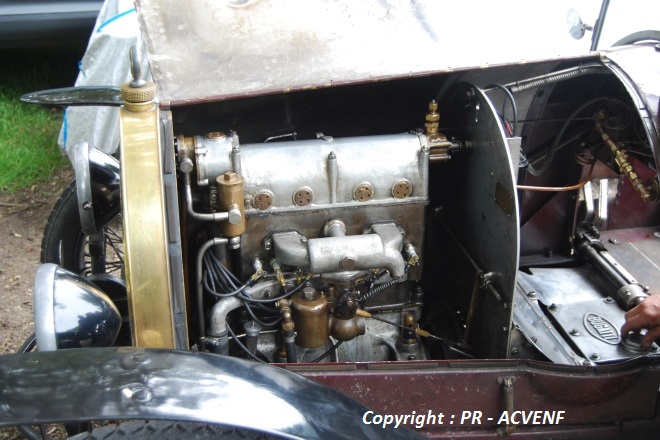 Bugatti 23 Brescia - Moteur