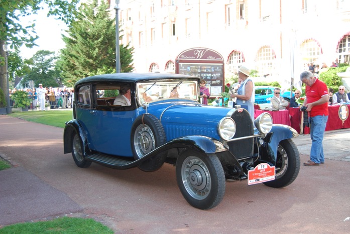 Bugatti 49 Coach VanVooren 1931